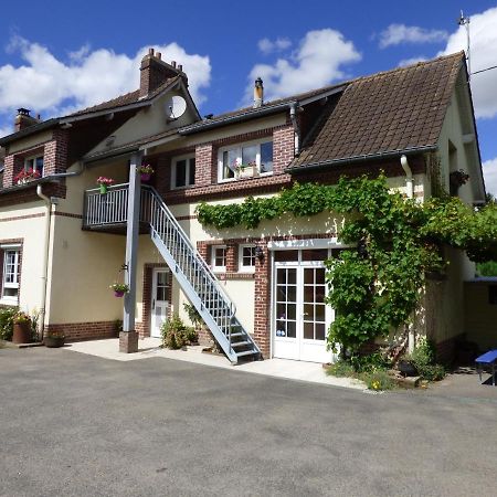 La Fontainoise Bed & Breakfast Fontaine-sur-Somme Bagian luar foto